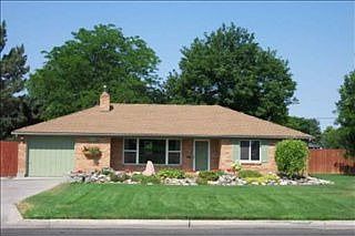 1st image of 365 Alturas Dr N