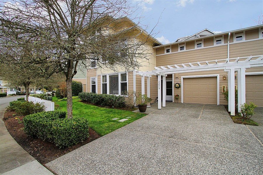 1st image of 22519 SE 38th Ter