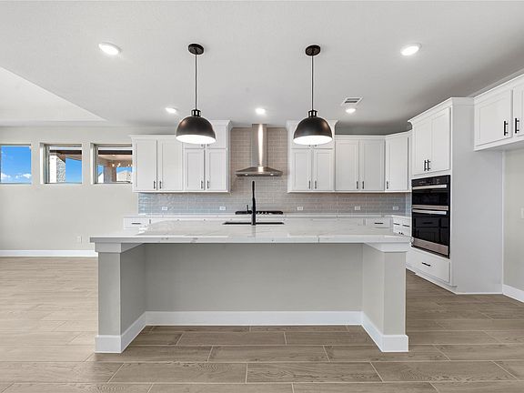 5th image of 41944 Shoal St