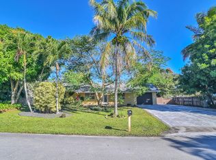9219 Brandy Ln, Lake Worth, FL 33467