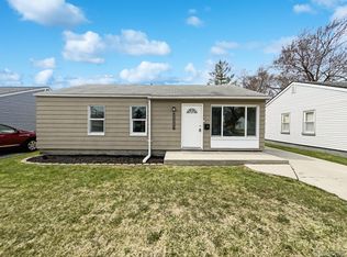 25263 Wiseman St, Roseville, MI 48066