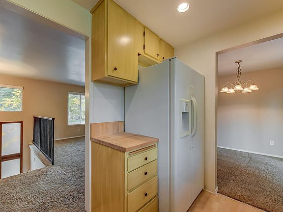 3rd image of 7831 126th Ave NE