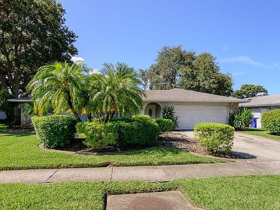 2nd image of 1130 Wexford Dr