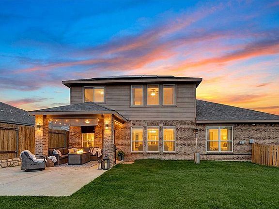 2nd image of 22127 Roxanne Field Ln