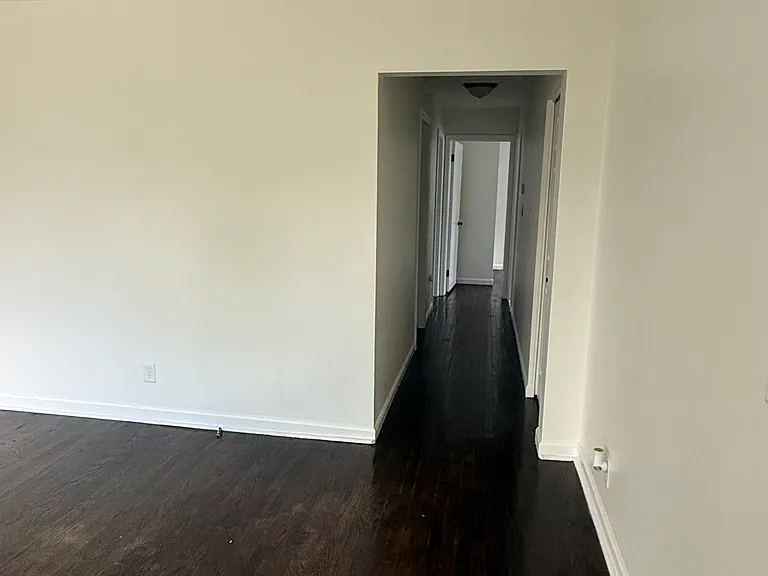 4653 Raymond Ave — Photo 4