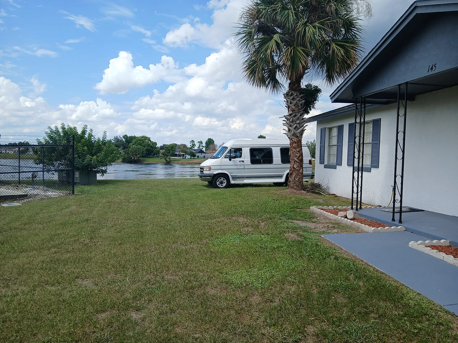 2 bed, 1200 sqft, $2,000 — Photo 3