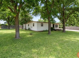 201 S 7th St, Santa Anna, TX 76878