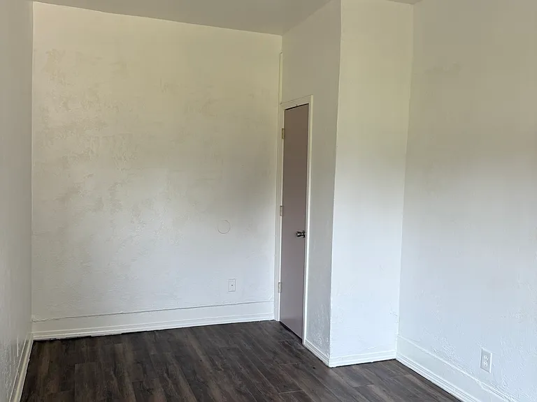 3007 NW 27th St #3007 — Photo 11