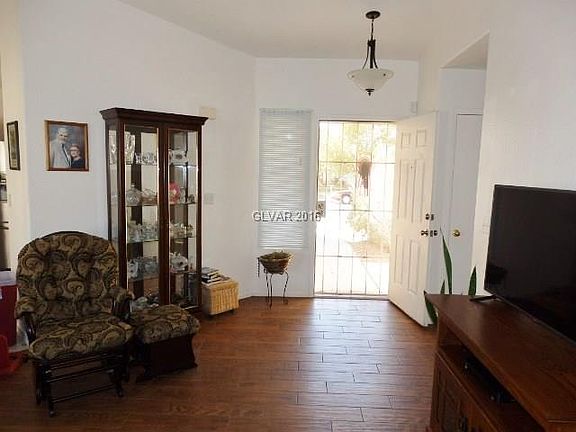 4th image of 5118 Green Hollow St