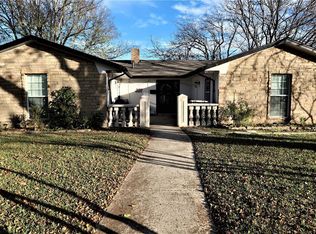 1404 Meadowcrest Dr, Mesquite, TX 75149