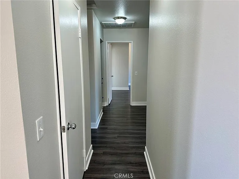 11923 Spring Hill Ct — Photo 7