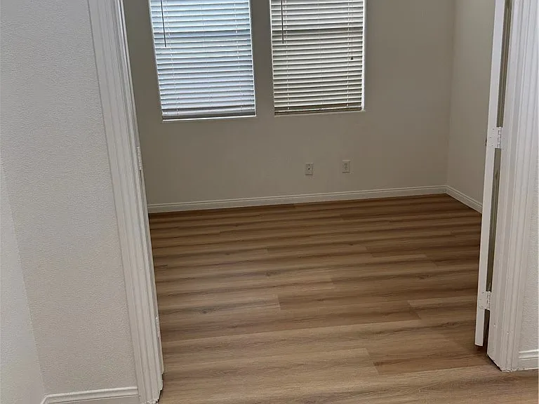 3308 Barada Heights Ave — Photo 5