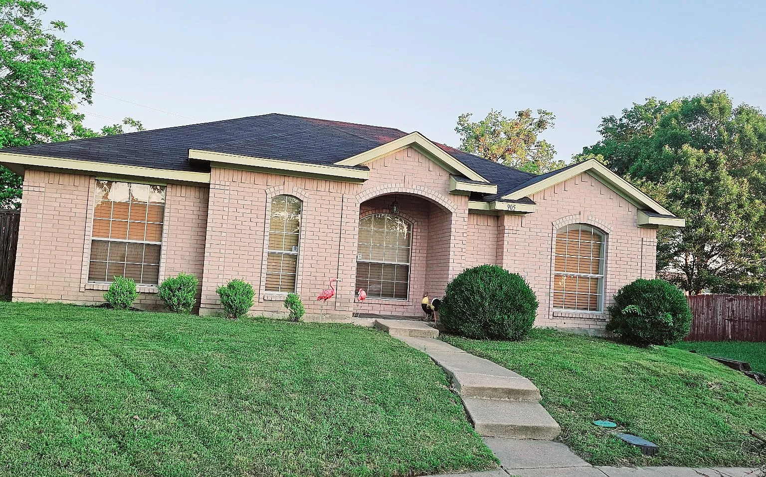 Single Unit Home in Cedar Hill | 905 Crestwood Dr | $2150 | Available 10/16 — Photo 1
