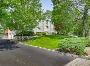 26 N Ridge Rd, Pomona, NY 10970