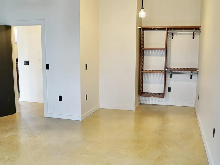 406 Lincoln St #207 — Photo 16