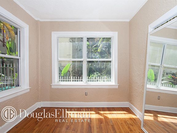 2nd image of 900 16th St APT 106