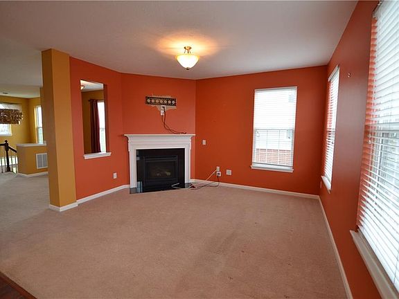 5th image of 13334 Golden Gate Dr E