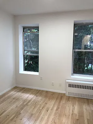 Rented by Waverly Realty Associates | media 9