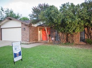 7404 Whitewood Dr, Fort Worth, TX 76137