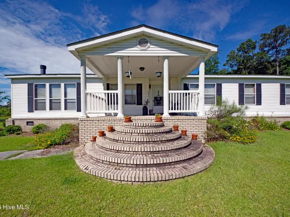 1094 Hinestown Road, Jacksonville, NC 28540