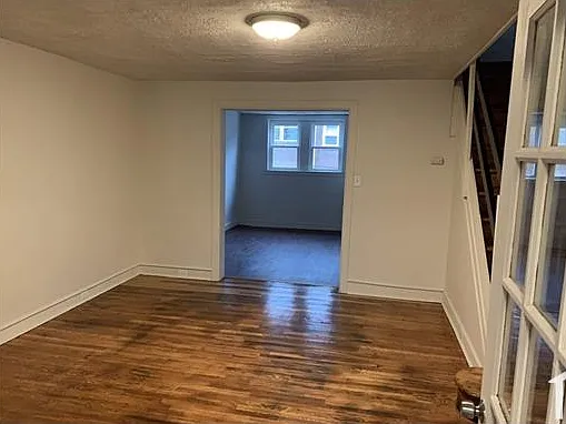 4 bed, $1,695 — Photo 2