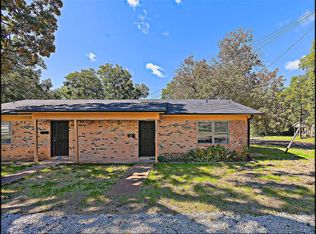 108 E Paschal St, Troup, TX 75789