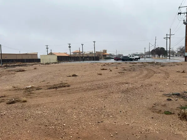 109 Avenue A, Levelland, TX 79336