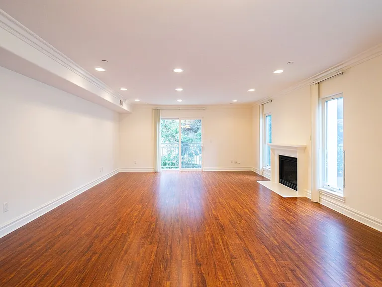 8610 Chalmers Dr — Photo 6