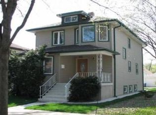 825 N Humphrey Ave, Oak Park, IL