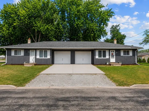 1500 Greendale St, Menasha, WI 54952