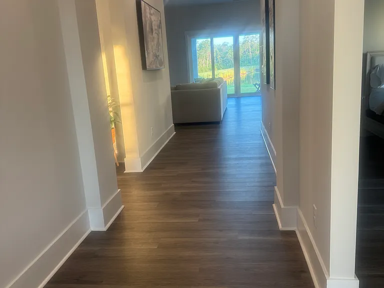 5093 Roundhead Dr — Photo 2