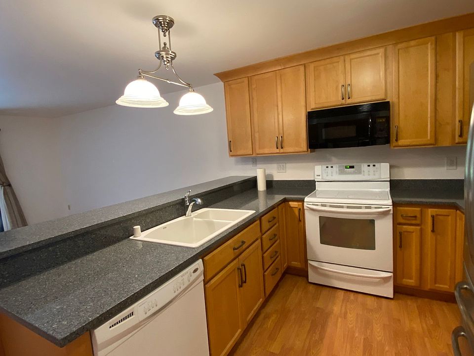 1st image of 54 Creek Ct