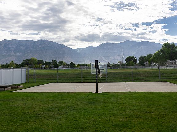 5th image of 1204 N 3020 W