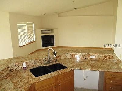 4th image of 1305 Thornburg Rd