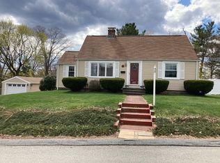 19 Goulding Dr, Auburn, MA 01501