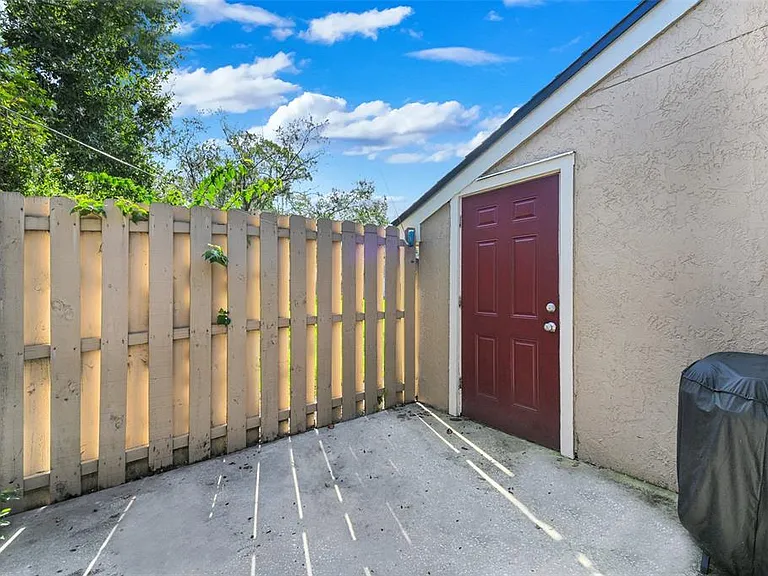 601 Casa Park Ct #K — Photo 25