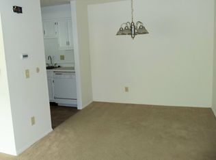 2560 Ivy Hill Ln #14, Saginaw, MI 48603