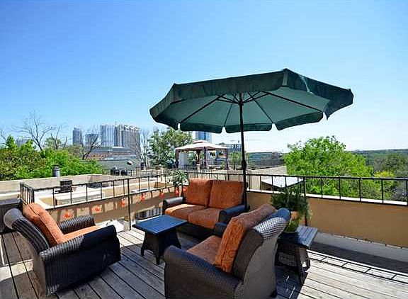 4th image of 1106 W 6th St APT 209