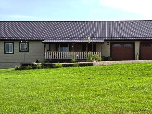 1230 Cox Rd, Wellston, OH 45692