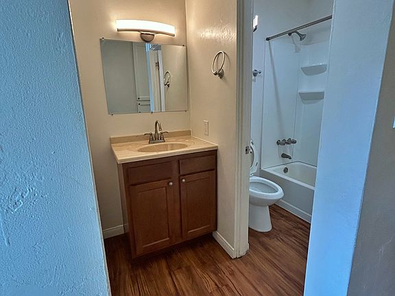 5th image of 5063 Clairemont Mesa Blvd Unit 9-9E