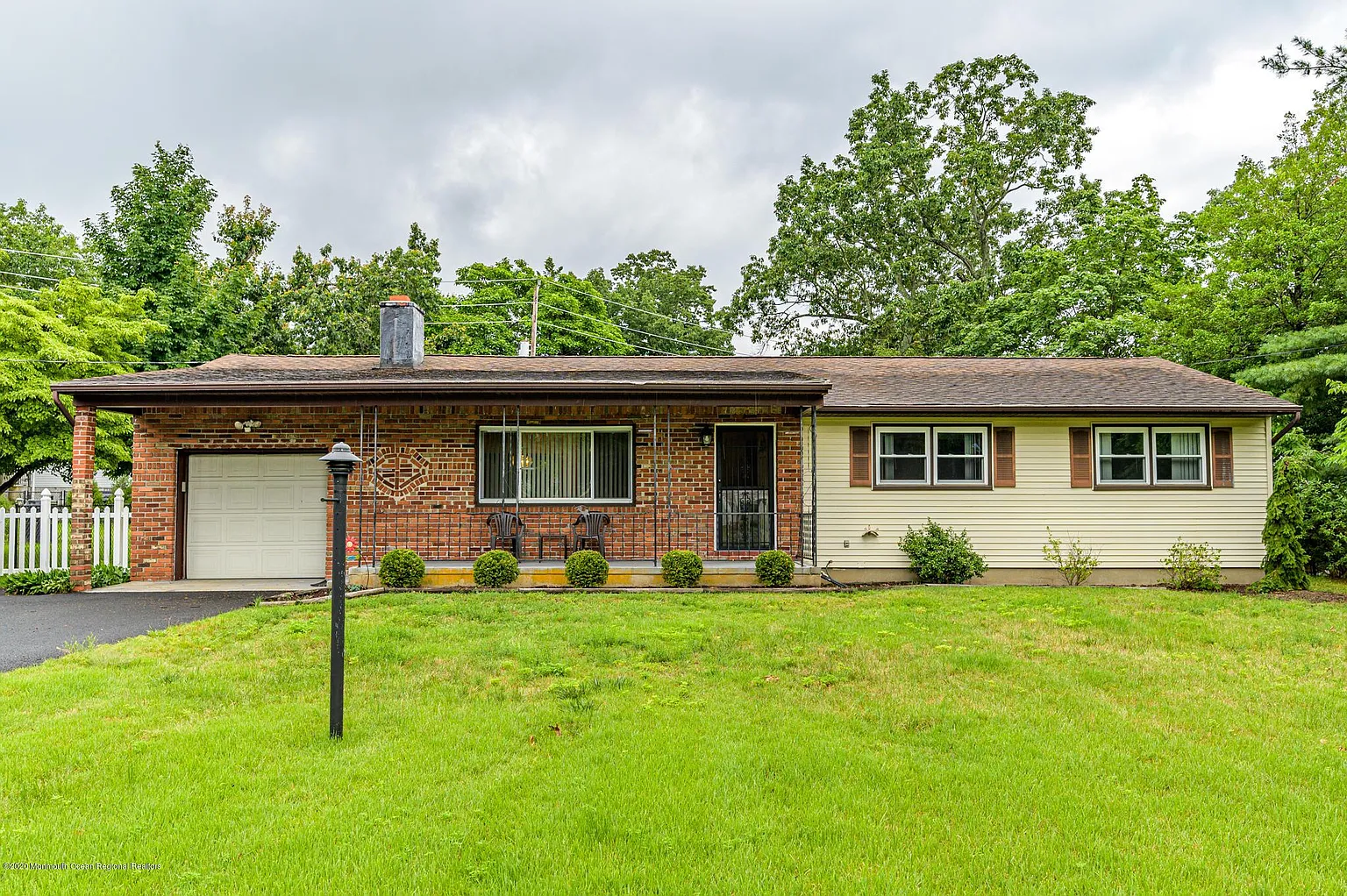 1574 Burrsville Rd photo 1