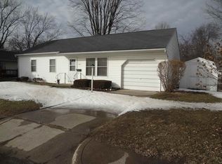 400 E 15th St, Rochester, IN 46975