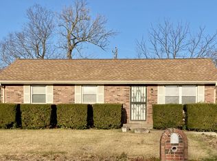 637 Carver Rd, Lexington, KY 40511