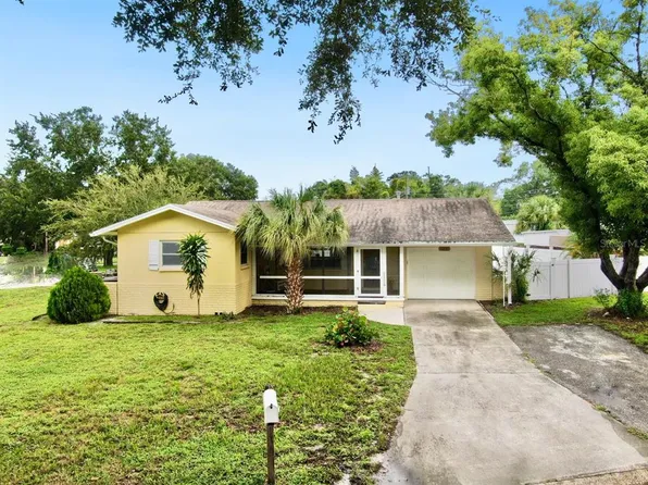 5233 52nd Way N, Saint Petersburg, FL 33709