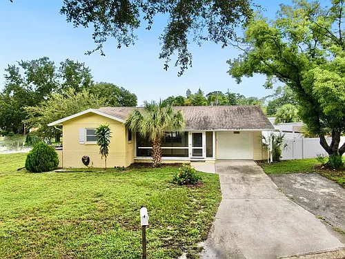 5233 52nd Way N Photo 1 5233 52nd Way N Photo 1