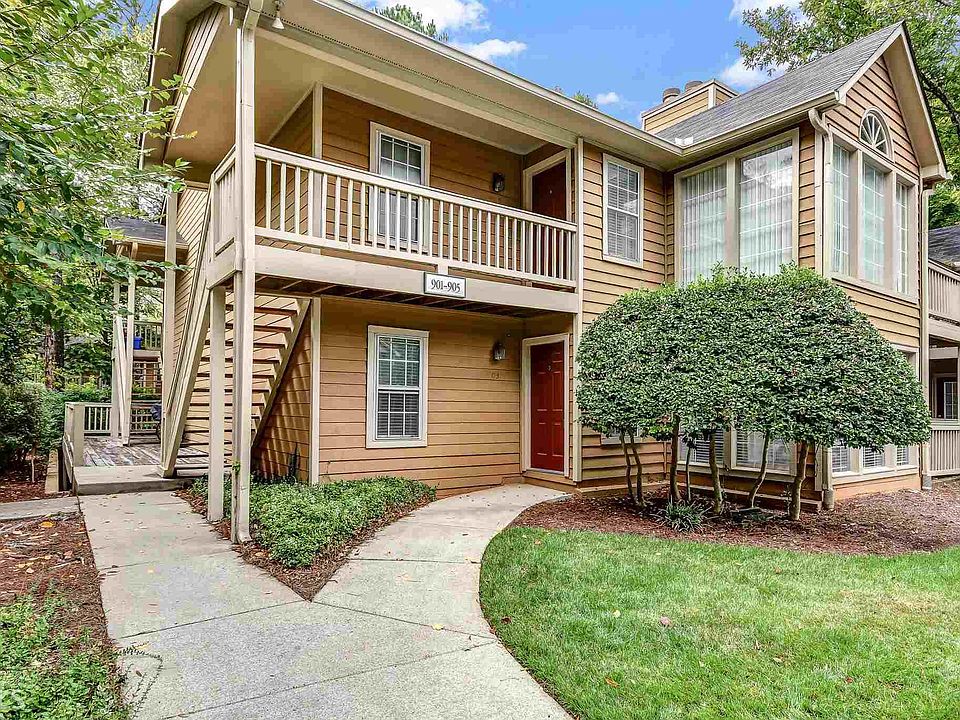 1st image of 903 Country Park Dr SE