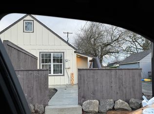 800 E 37th St #A, Vancouver, WA 98660