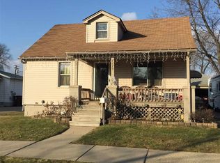 7279 Wood Ave, Center Line, MI 48015