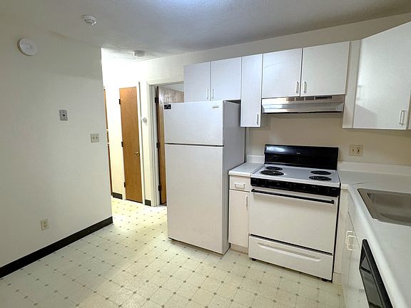 4th image of 12 Craig Ave #6T