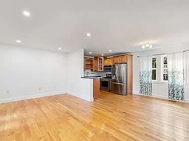 5th image of 21 Dorr St #B